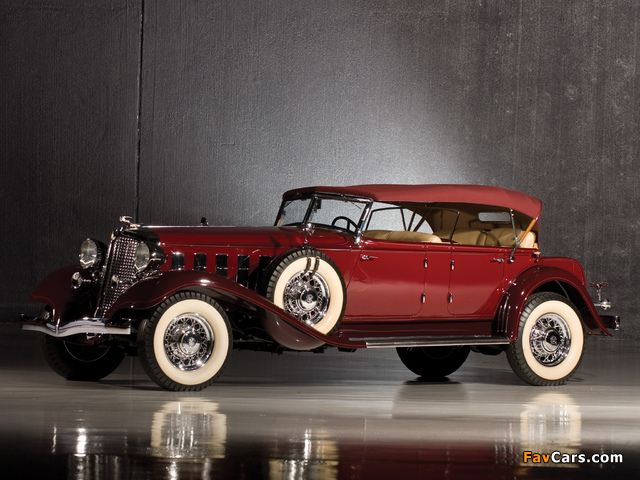 Chrysler Imperial Dual Windshield Sport Phaeton (CL) 1933 wallpapers (640 x 480)