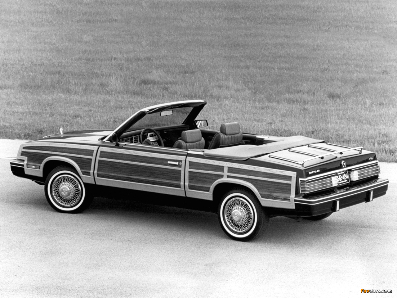 Chrysler LeBaron Town & Country Convertible 1983–86 images (1280 x 960)