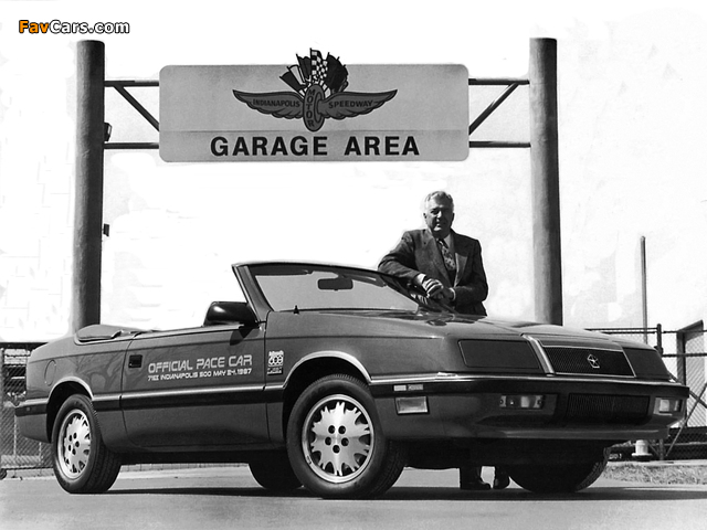 Chrysler LeBaron Convertible Indy 500 Pace Car 1987 wallpapers (640 x 480)