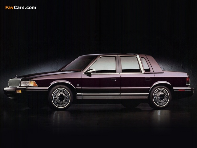 Chrysler LeBaron Landau Sedan 1990–94 pictures (640 x 480)