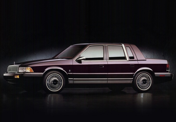 Chrysler LeBaron Landau Sedan 1990–94 pictures