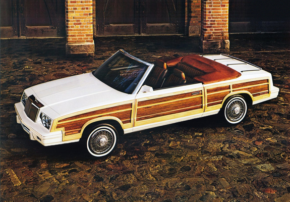 Photos of Chrysler LeBaron Town & Country Convertible 1983–86