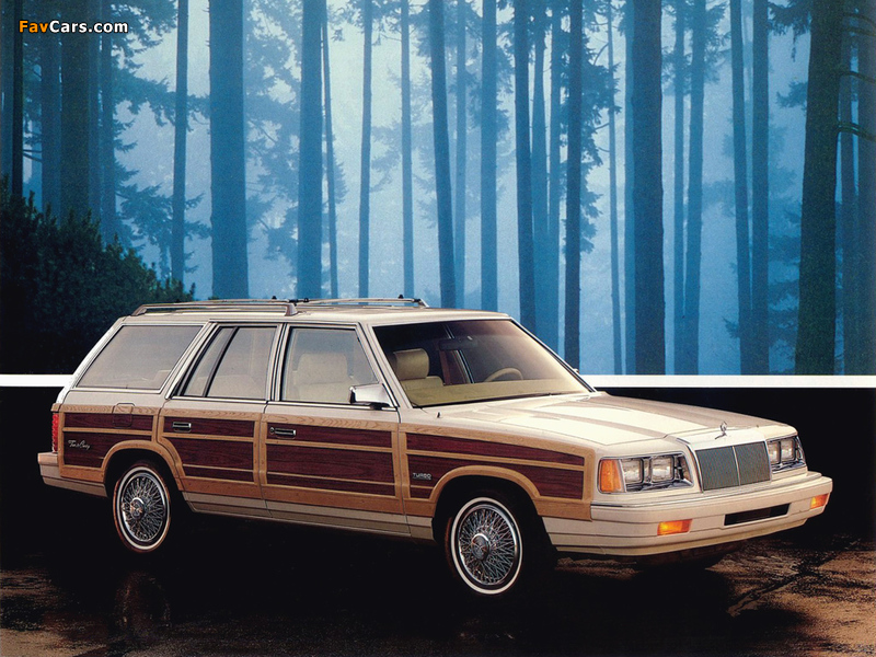 Photos of Chrysler LeBaron Town & Country Wagon 1988 (800 x 600)