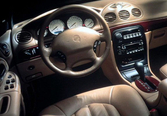 Chrysler LHS 1999–2001 images
