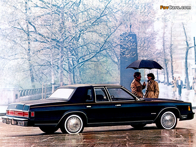 Chrysler New Yorker 1980 photos (640 x 480)