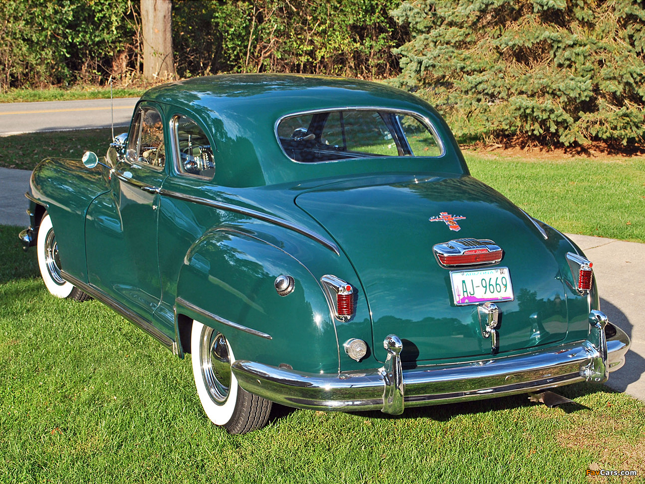 Pictures of Chrysler New Yorker Club Coupe 1948 (1280 x 960)