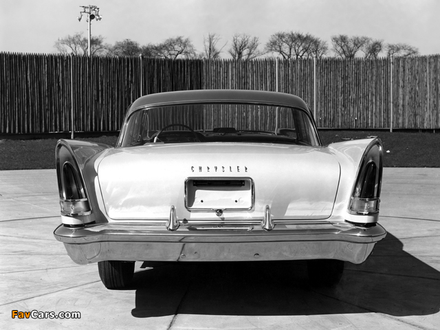 Pictures of Chrysler New Yorker Hardtop Sedan 1958 (640 x 480)