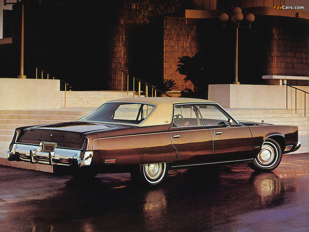 Pictures of Chrysler New Yorker Brougham Hardtop Sedan 1976 (1024 x 768)