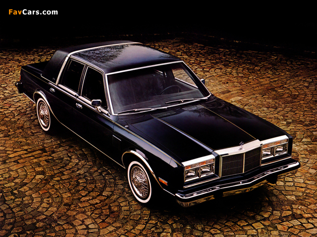 Chrysler New Yorker Fifth Avenue Edition 1982 wallpapers (640 x 480)