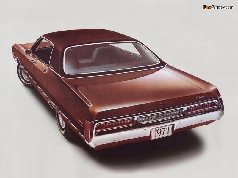 Chrysler Newport Custom 4-door Hardtop 1971 photos (800 x 600)