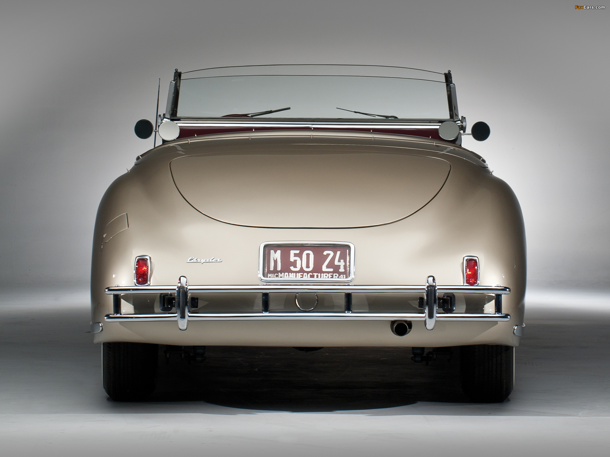 Images of Chrysler Newport Dual Cowl Phaeton LeBaron Pace Car 1941 (2048 x 1536)