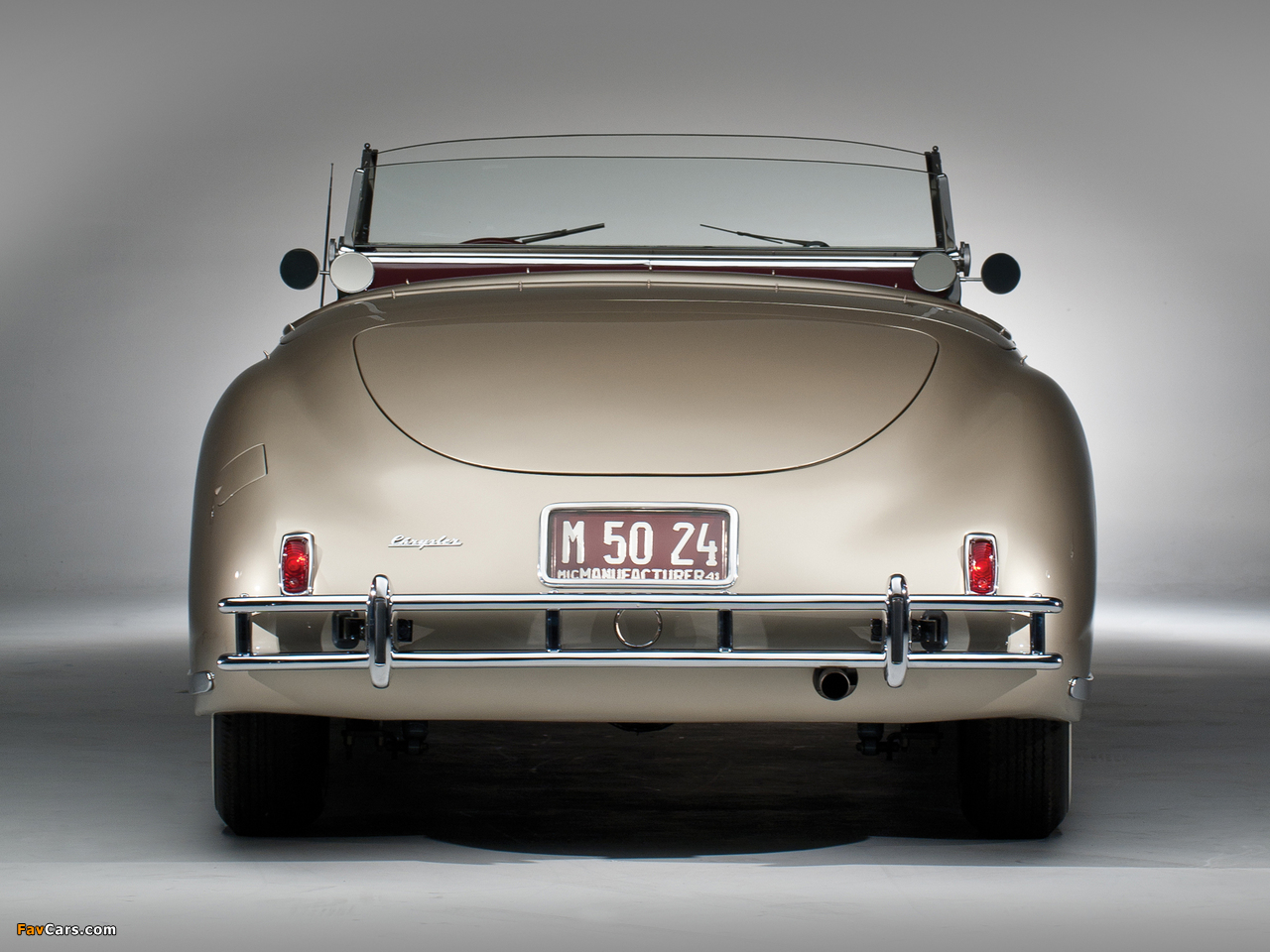 Images of Chrysler Newport Dual Cowl Phaeton LeBaron Pace Car 1941 (1280 x 960)