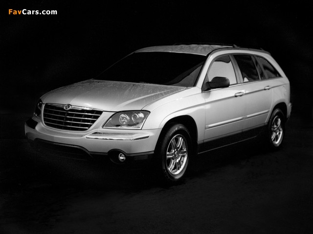Photos of Chrysler Pacifica (CS) 2003–06 (640 x 480)