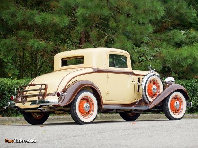 Chrysler Royal Business Coupe (CT) 1933 wallpapers (640 x 480)