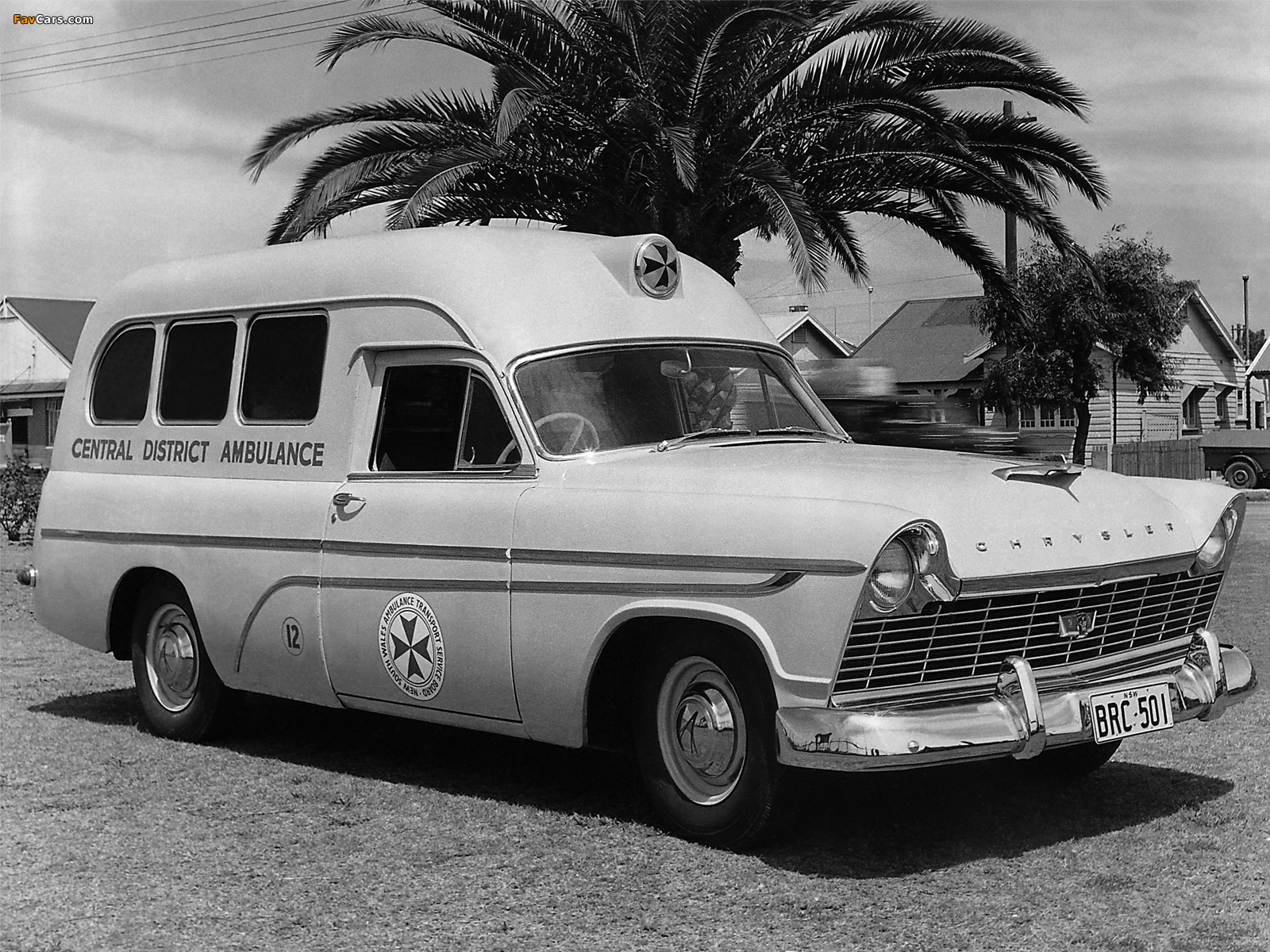 Chrysler Royal Ambulance by Comeng (AP1) 1957–58 photos (1600 x 1200)