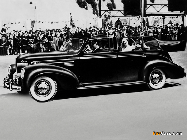 Pictures of Chrysler Royal Convertible 1939 (640 x 480)