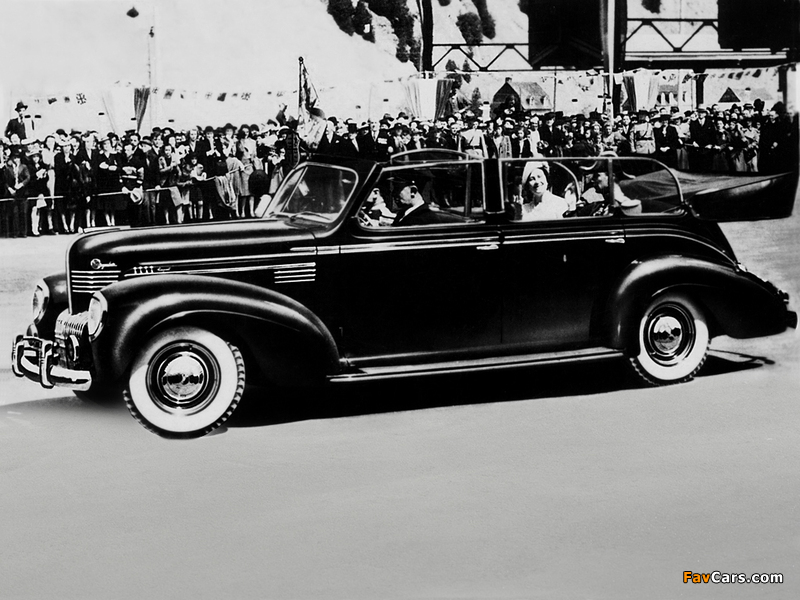 Pictures of Chrysler Royal Convertible 1939 (800 x 600)