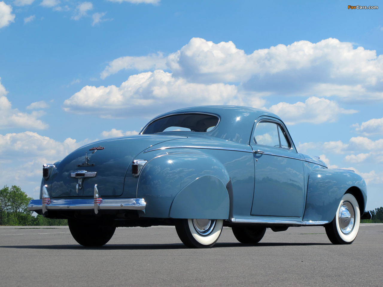 Chrysler Royal Coupe 1941 wallpapers (1280 x 960)