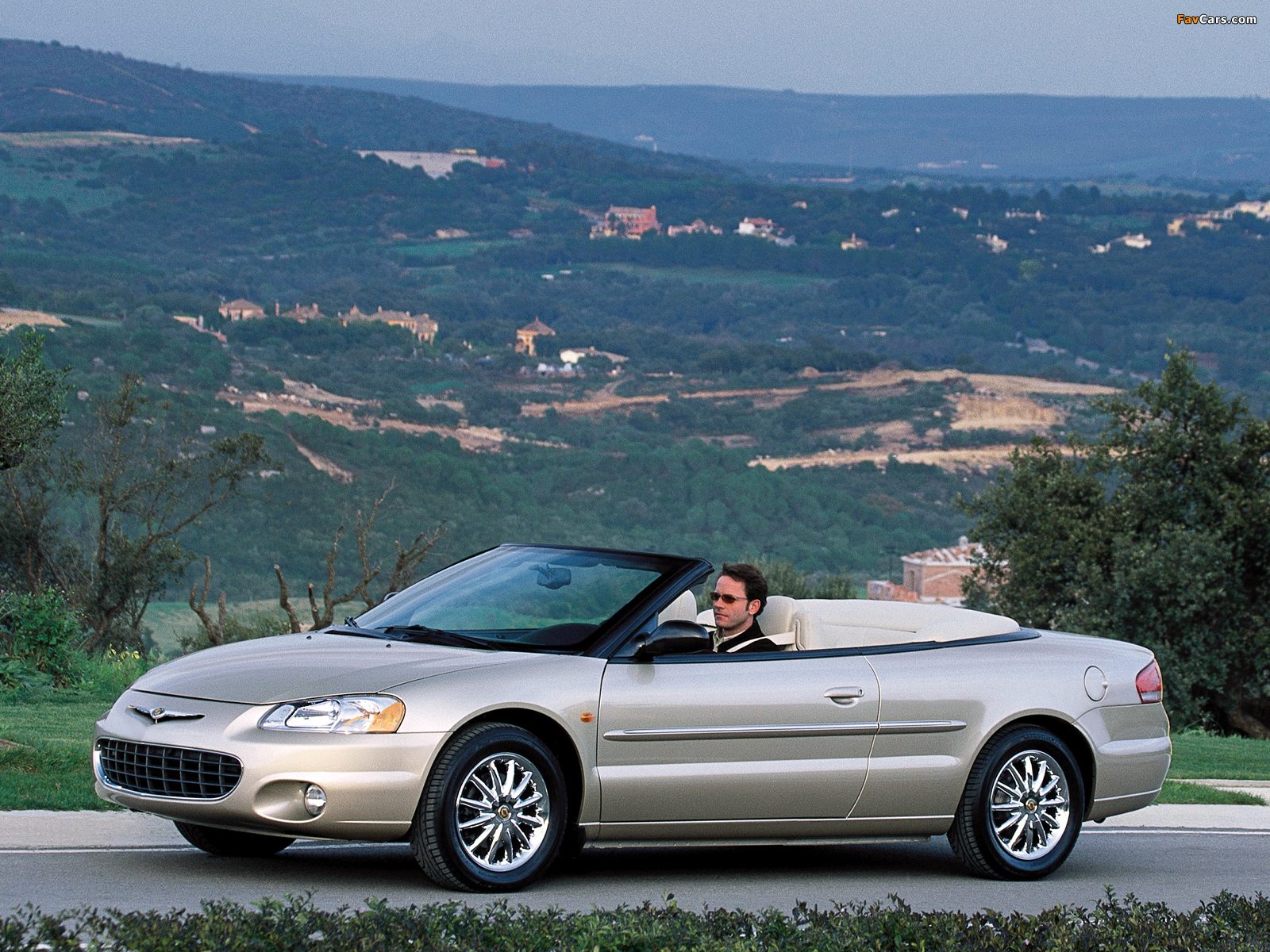 Chrysler Sebring Convertible 2001–04 photos (1600 x 1200)