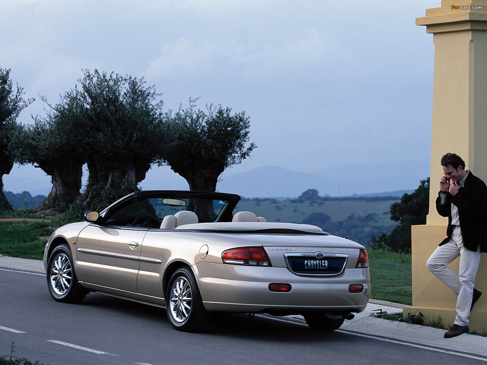 Images of Chrysler Sebring Convertible 2001–04 (1600 x 1200)