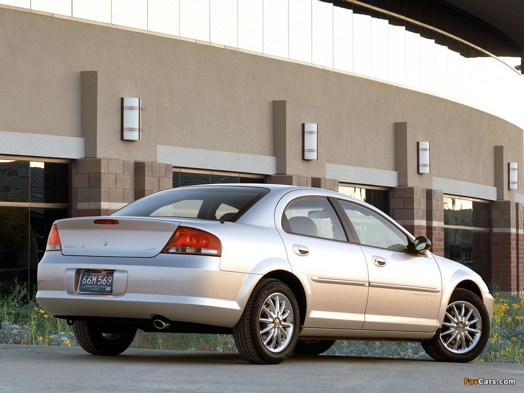 Photos of Chrysler Sebring Sedan 2001–04 (1024 x 768)