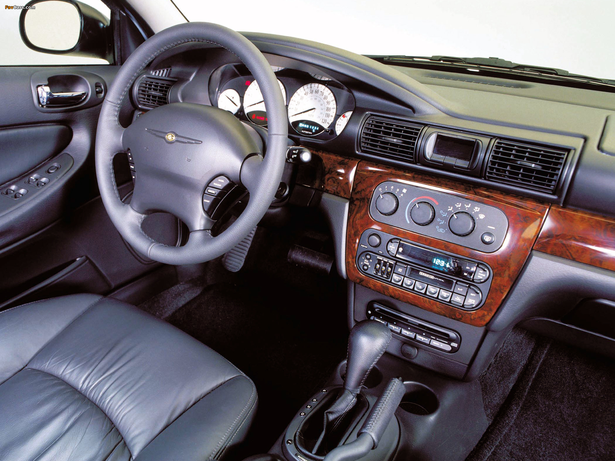 Chrysler Sebring Sedan 2001–04 wallpapers (2048 x 1536)