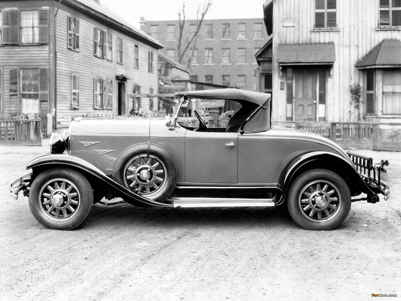 Chrysler Series 77 Roadster 1930 photos (1600 x 1200)