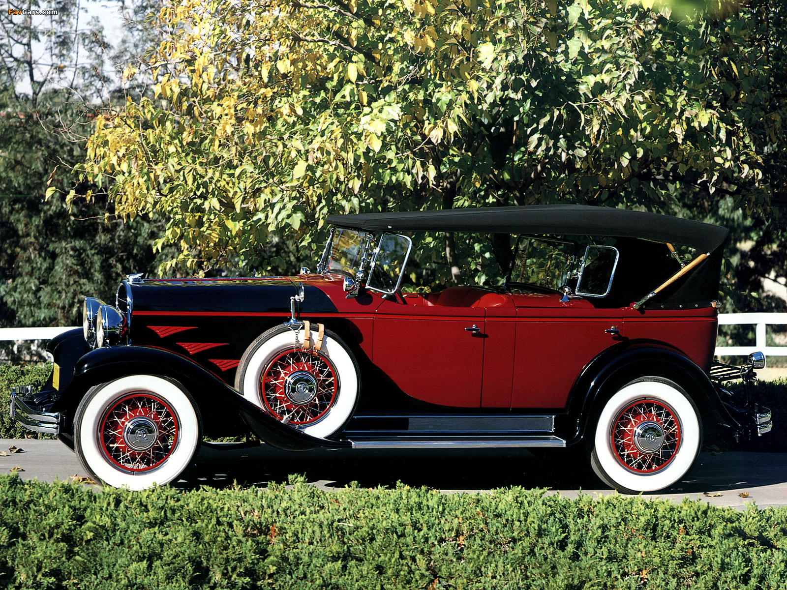 Chrysler Series 77 Phaeton 1930 wallpapers (1600 x 1200)