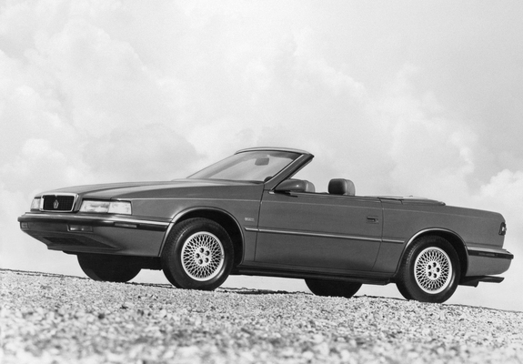 Chrysler TC by Maserati 1989–91 wallpapers