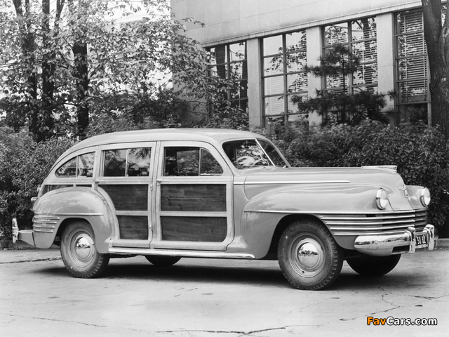 Chrysler Town & Country 1942 photos (640 x 480)
