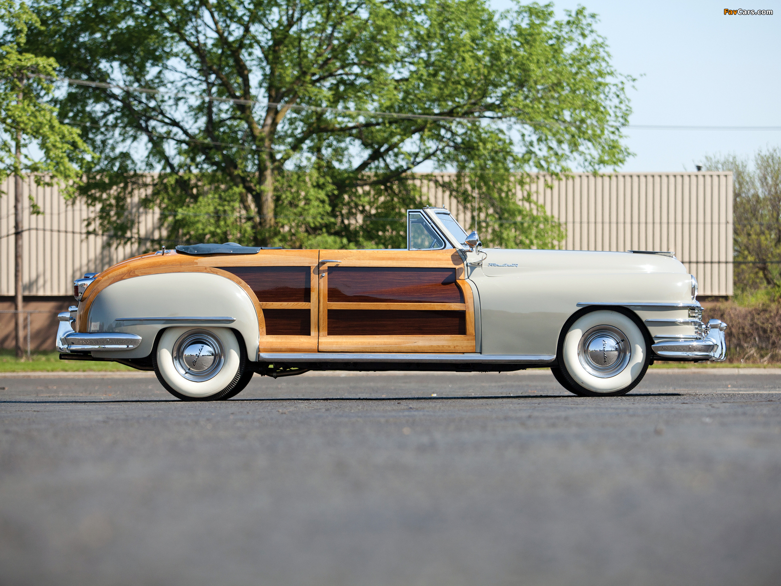 Chrysler Town & Country Convertible 1948 pictures (1600 x 1200)