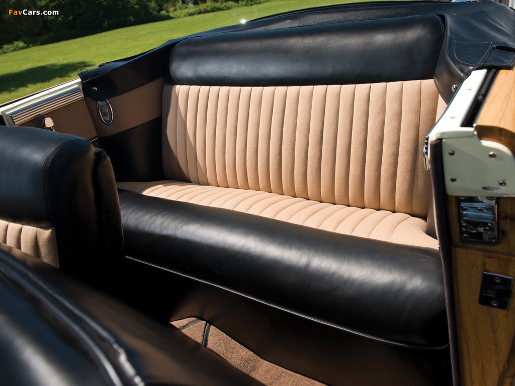 Chrysler Town & Country Convertible 1948 wallpapers (1024 x 768)
