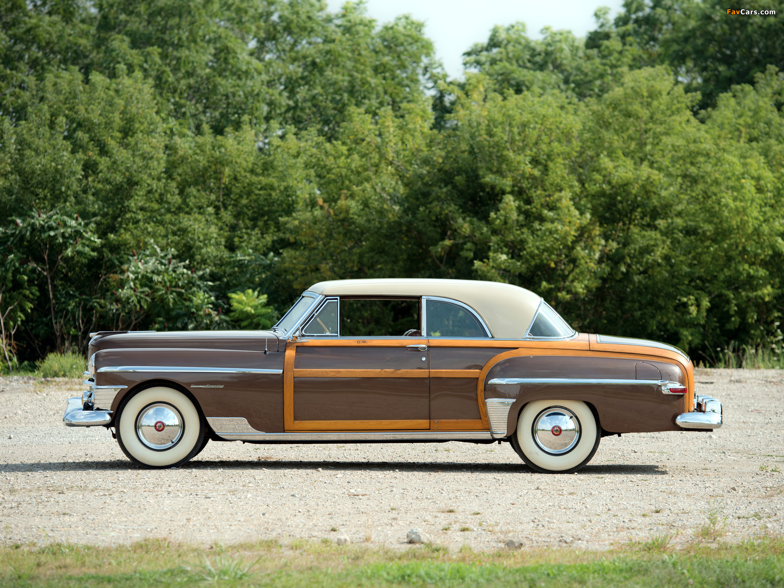 Chrysler Town & Country Newport Coupe 1950 pictures (1600 x 1200)