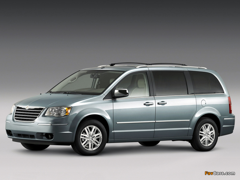 Chrysler Town & Country 2007–10 images (800 x 600)