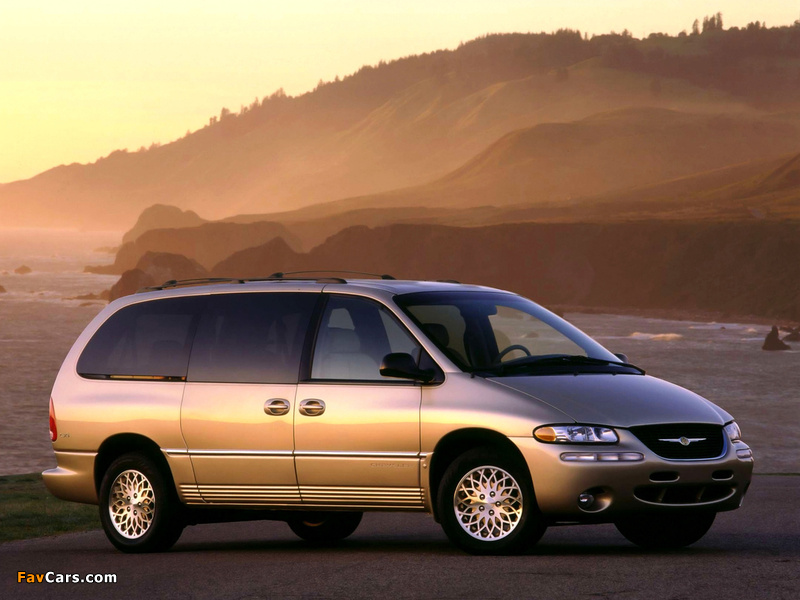Chrysler Town & Country 1998–2000 images (800 x 600)