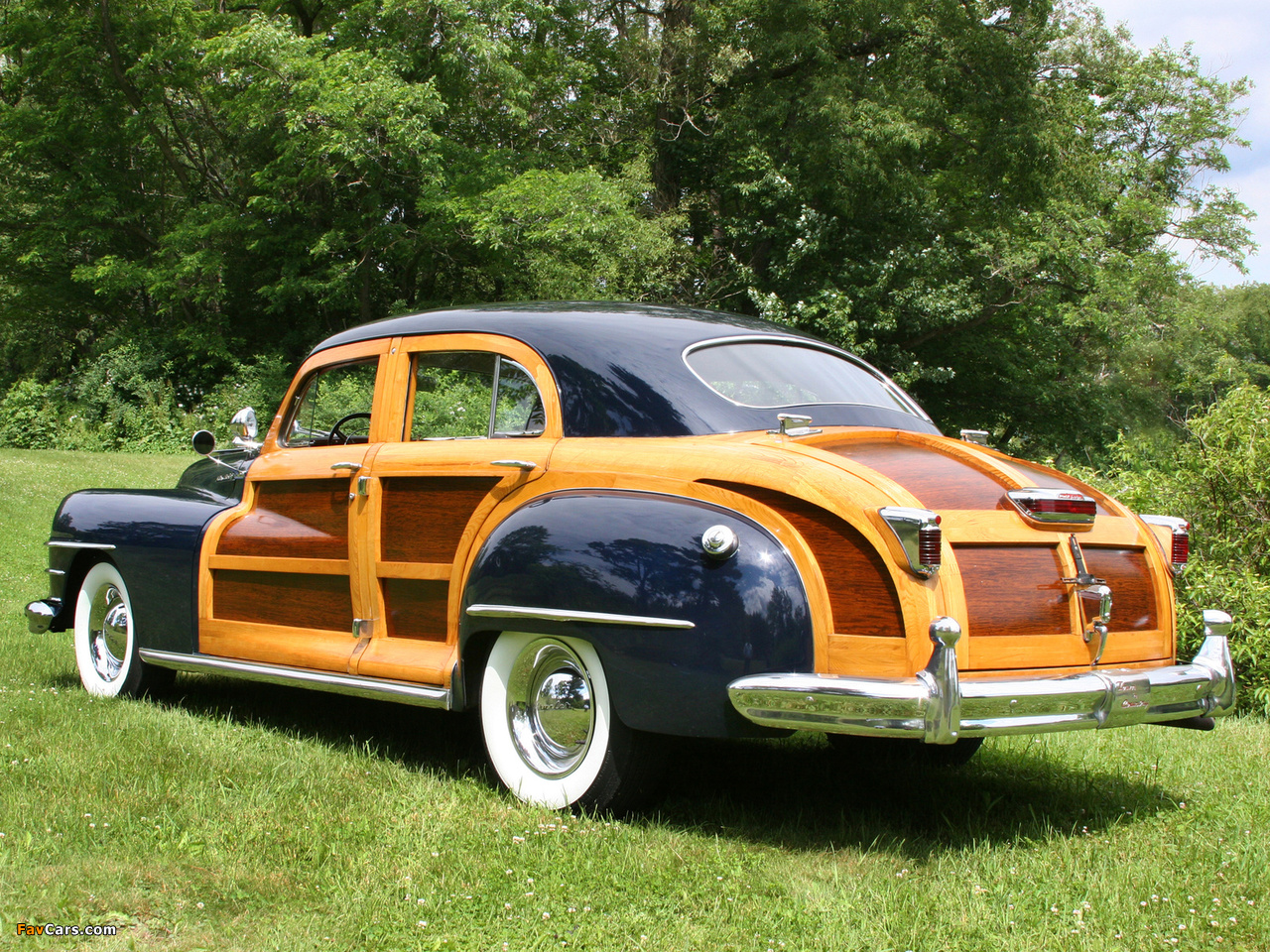 Images of Chrysler Town & Country 1948 (1280 x 960)