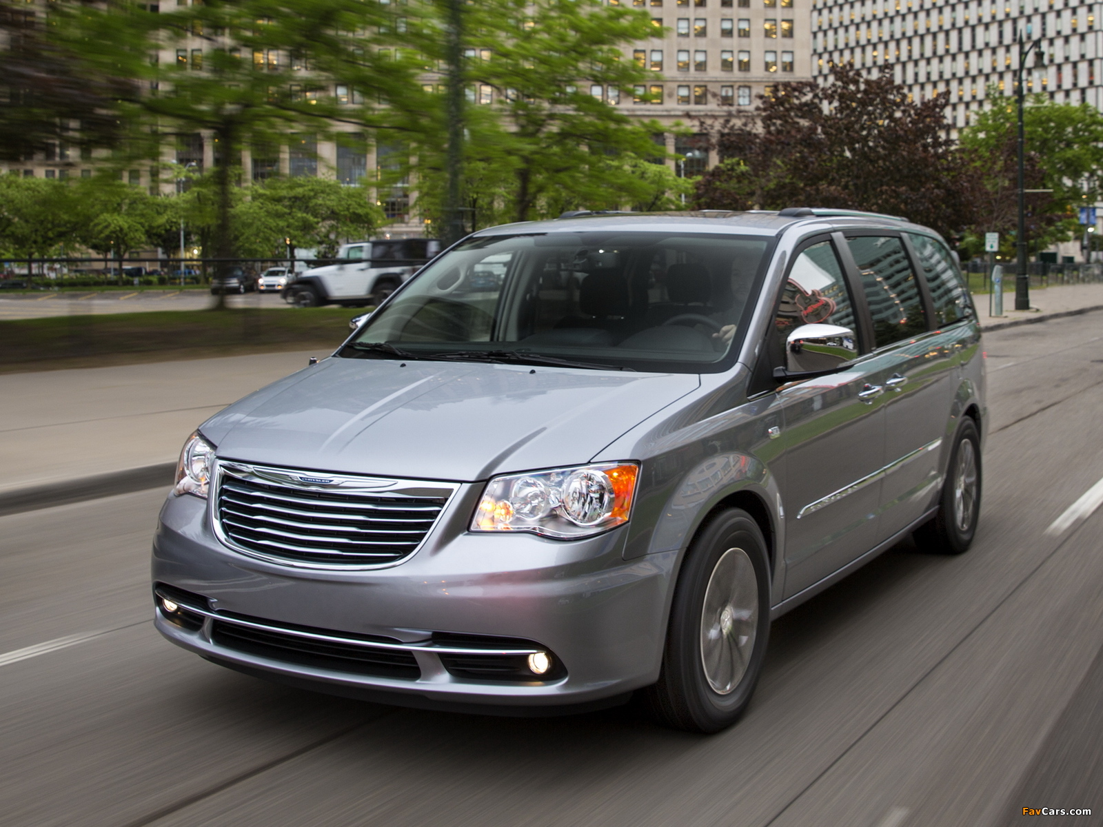 Images of Chrysler Town & Country 30th Anniversary 2013 (1600 x 1200)