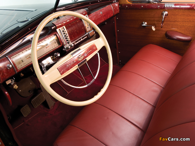 Images of Chrysler Town & Country 1941 (640 x 480)