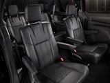 Photos of Chrysler Town & Country S 2012