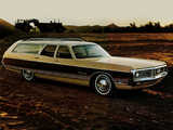 Photos of Chrysler Town & Country Station Wagon 1972