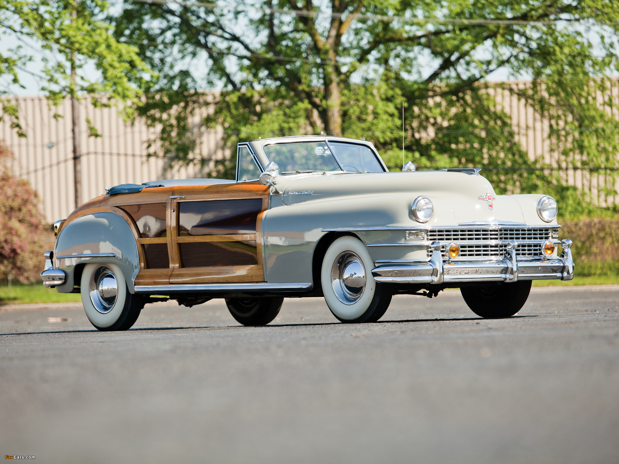 Pictures of Chrysler Town & Country Convertible 1948 (2048 x 1536)