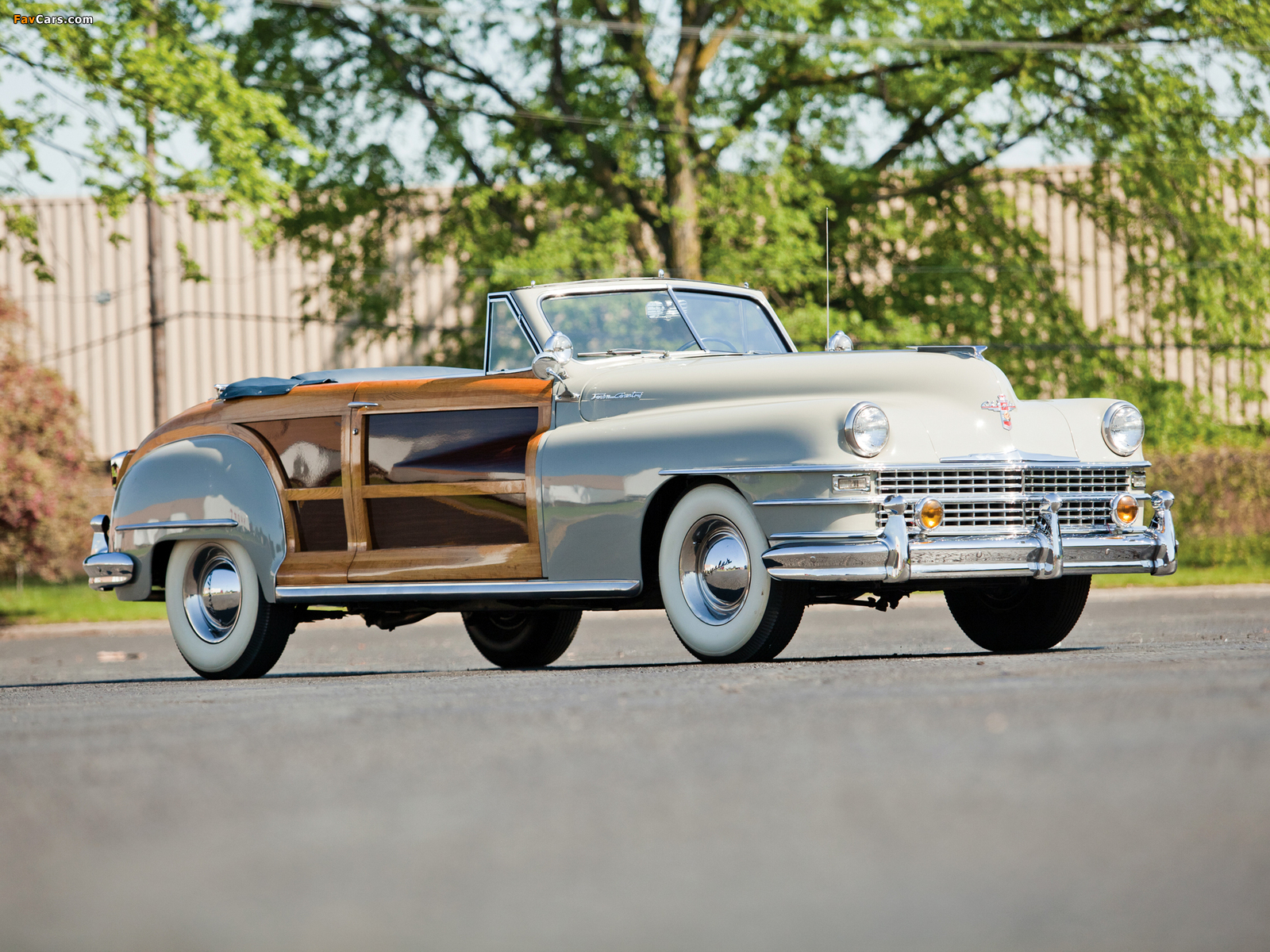 Pictures of Chrysler Town & Country Convertible 1948 (1600 x 1200)