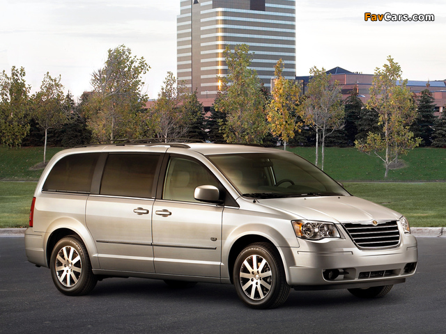 Pictures of Chrysler Town & Country 25th Anniversary 2009 (640 x 480)