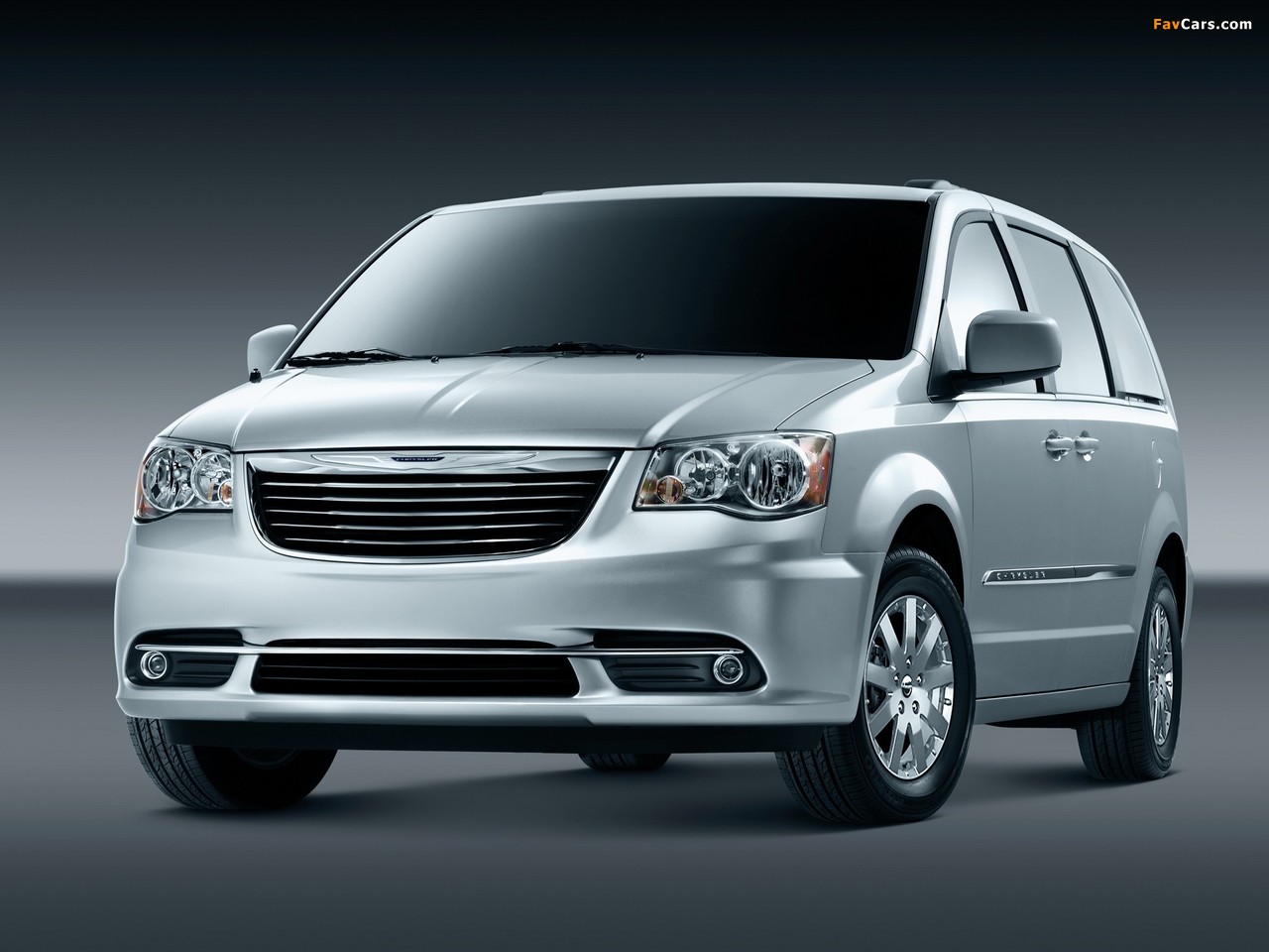 Pictures of Chrysler Town & Country 2010 (1280 x 960)