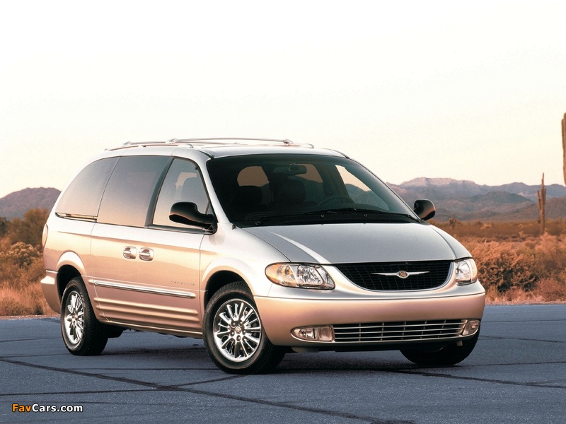 Pictures of Chrysler Town & Country 2000–04 (800 x 600)
