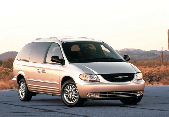 Pictures of Chrysler Town & Country 2000–04