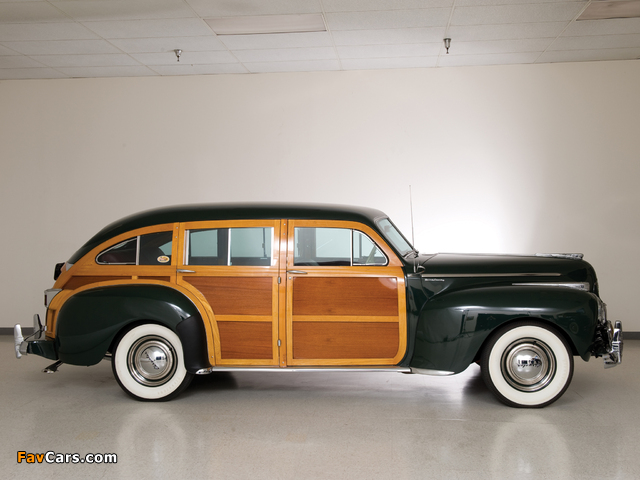 Chrysler Town & Country 1941 wallpapers (640 x 480)