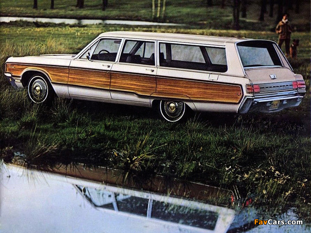 Chrysler Town & Country Station Wagon 1968 wallpapers (640 x 480)