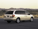 Chrysler Town & Country 2000–04 wallpapers