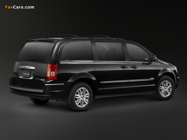 Chrysler Town & Country Walter P. Chrysler Signature Series 2010 wallpapers (640 x 480)